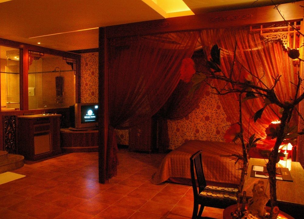 All-Ur Boutique Motel-Jhu Shan Branch Чжушань Экстерьер фото