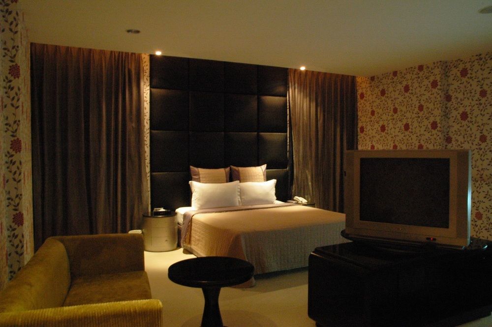 All-Ur Boutique Motel-Jhu Shan Branch Чжушань Экстерьер фото