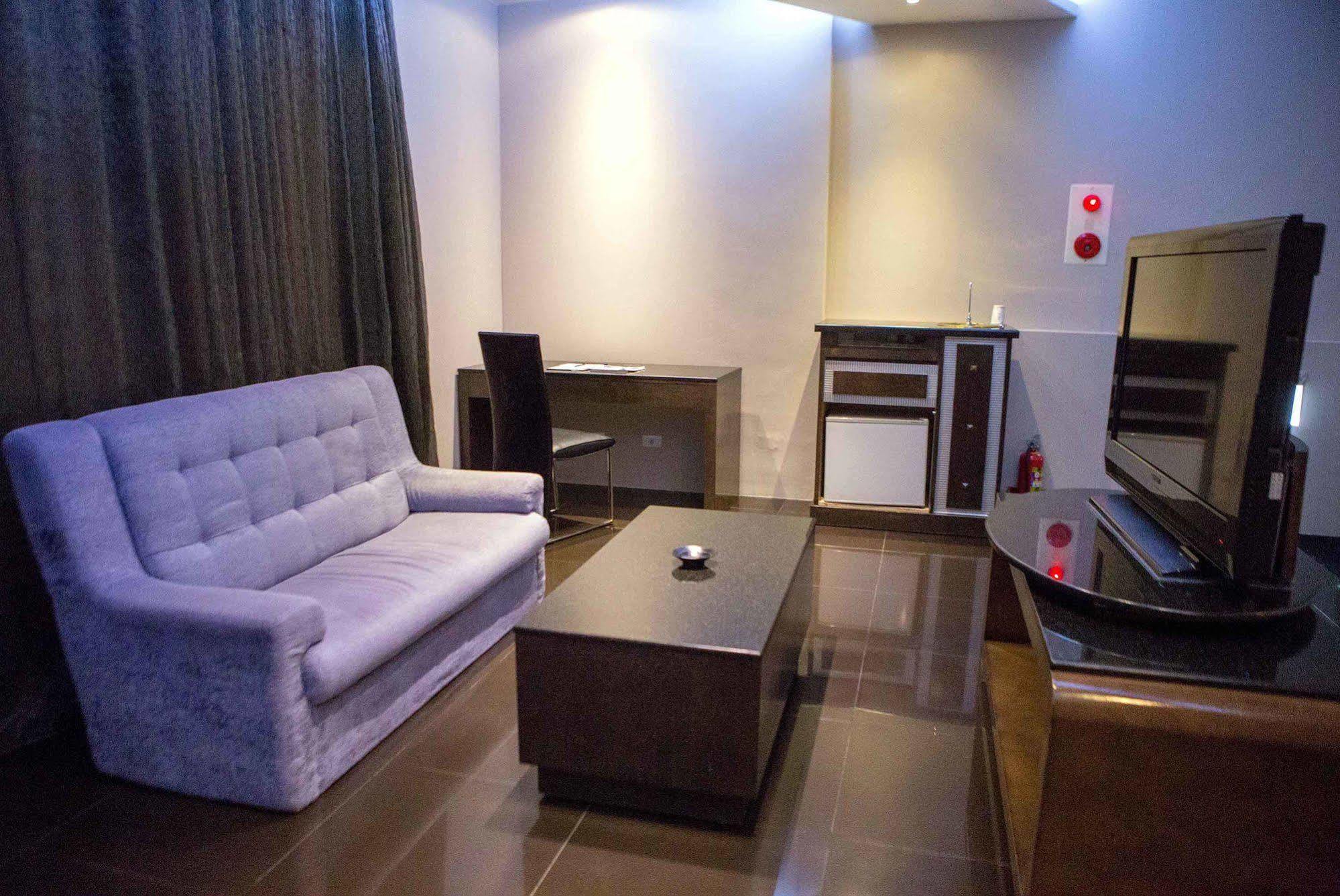 All-Ur Boutique Motel-Jhu Shan Branch Чжушань Экстерьер фото