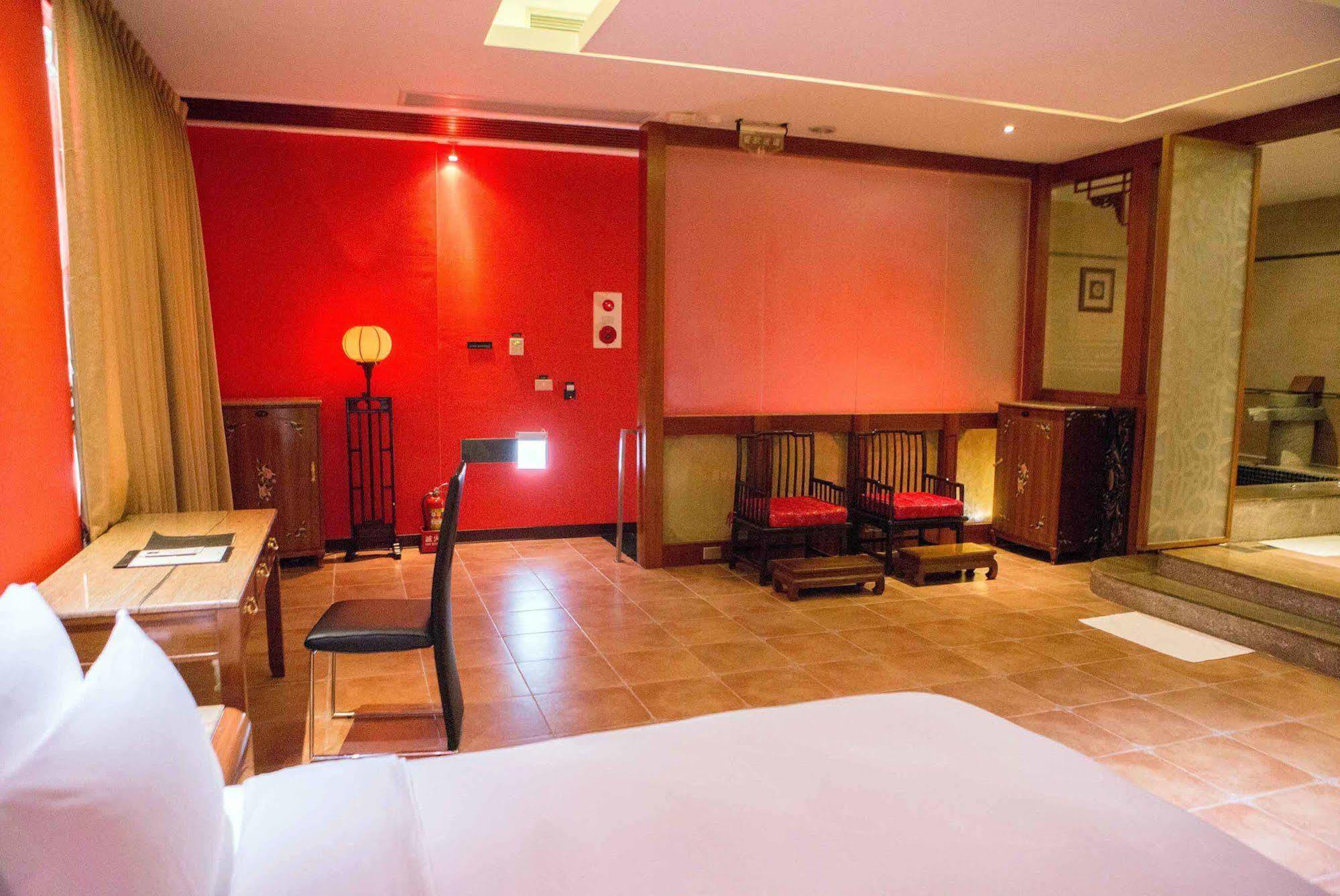 All-Ur Boutique Motel-Jhu Shan Branch Чжушань Экстерьер фото